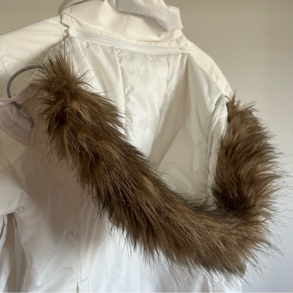 Helly Hansen White Helly Tech Performance Belted … - image 6